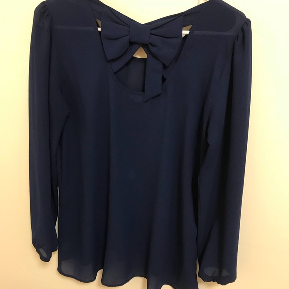 CHARMING CHARLIE Top - Picture 3 of 3